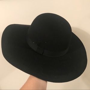 August Hat 👒